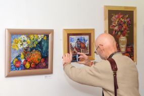 Exhibition "Eduard Mezhul. Family and Friends"