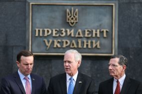 Кріс Мьорфі, Рон Джонсон та Джон Баррасо