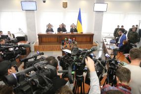 Session of the Kyiv Court of Appeal on changing the measure of restraint of Yulia Kuzmenko