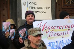 The participants of the #FreeDrKuzmenko initiative