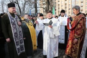 Священники