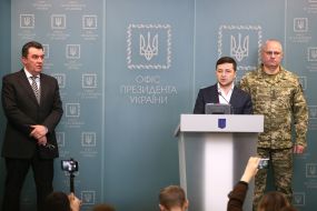 Alex Danilov, Volodymyr Zelenskyy and Ruslan Khomchak