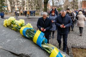 Почтение памяти Героев Небесной Сотни в Ужгороде