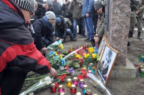 Церемония почтения памяти жертв теракта во время «Марша единства» 2015 года