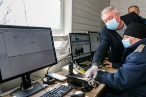 Customs inspectors are scanning the truck