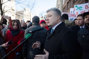 Petro Poroshenko came to the State Bureau of Investigation for questioning