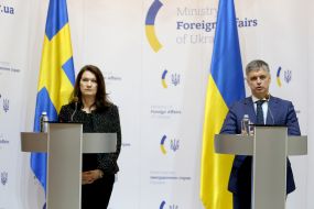 Vadym Prystayko, Ann Linde