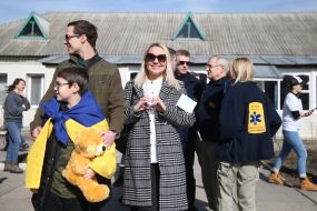 Ukrainians evacuated from China