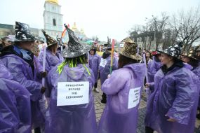 March of women in Kyiv