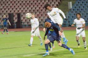 Игровой момент матча