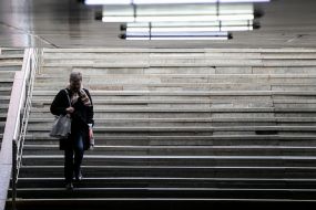Woman hid face in scarf