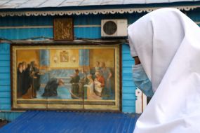 A nun in a medical mask
