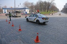 Police on Grushevsky street