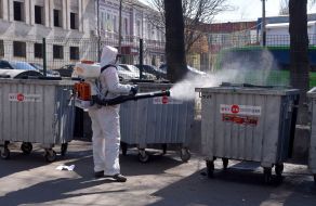 Disinfection of waste containers in Zaporizhia