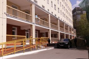 The building of the infectious diseases ward in oleksandrivska hospital