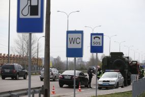 Checkpoint at the entrance to Kyiv