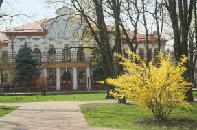 Весна в Чернигове