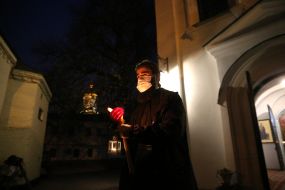Holy Fire brought to Kiev
