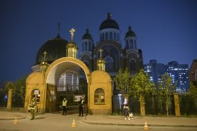 Law enforcement officers near Pokrovsky Cathedral