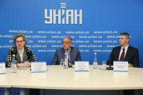 Olha Holubovska, Borys Mankovskyy, Vladyslav Moroz