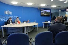 Учасники пресконференції