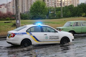 Автомобіль поліції