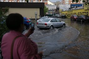Наслідки сильної зливи в Києві