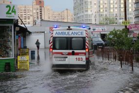 Автомобіль швидкої медичної допомоги