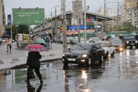 Наслідки сильної зливи в Києві