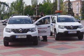 Transfer of SUVs to doctors in Zaporozhye