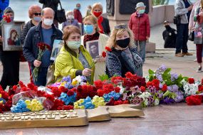Возложение цветов по случаю Дня победы над нацизмом