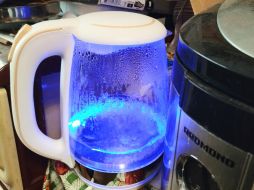 The glass electric kettle with illumination is included