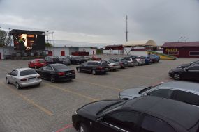 Car cinema on the roof