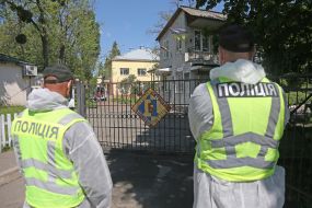 Law enforcement officers are on duty near the Darnytsya orphanage for girls in Kyiv