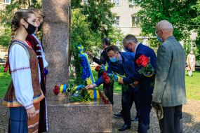 Алексей Петров