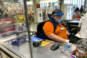 The cashier releases goods in the Epicenter shopping center