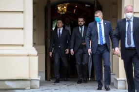 Volodymyr Zelenskyy, Kyrylo Tymoshenko