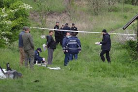 Investigative actions at the crime scene