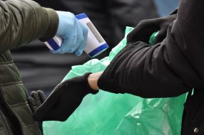 Температурний скринінг на вході на Центральному продовольчому ринку у Хмельницькому