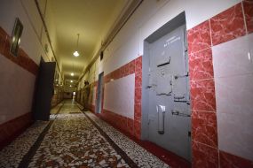 Cells in the Zaporizhia pre-trial detention center