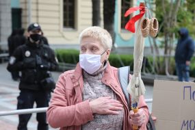 Action "Razumkov - paws!"