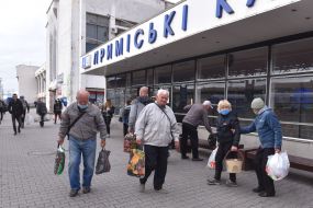 Passengers at the station in Zaporozhye