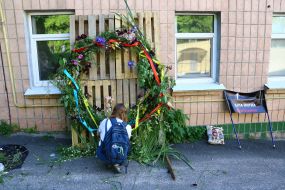 Action in support of Andriy Antonenko and Yulia Kuzmenko