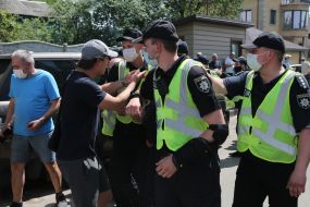 Clashes between residents of Rusanivsky gardens and law enforcement officers