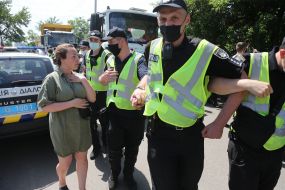 Clashes between residents of Rusanivsky gardens and law enforcement officers