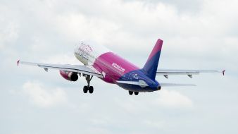 The Airbus A320 airline of company Wizz Air