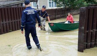 Evacuation of people in Chernivtsi region