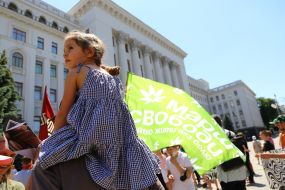 Action demanding legalization of medical cannabis