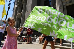 Action demanding legalization of medical cannabis