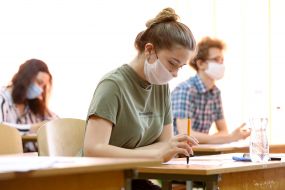 Students take the EIT in Ukrainian language and literature in Kiev